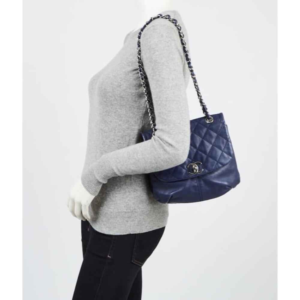 Chanel small accordion